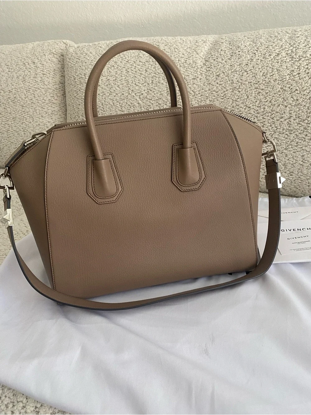 Givenchy Antigona Medium Sugar Linen Taupe Shoulder Top Handle Bag EUC
